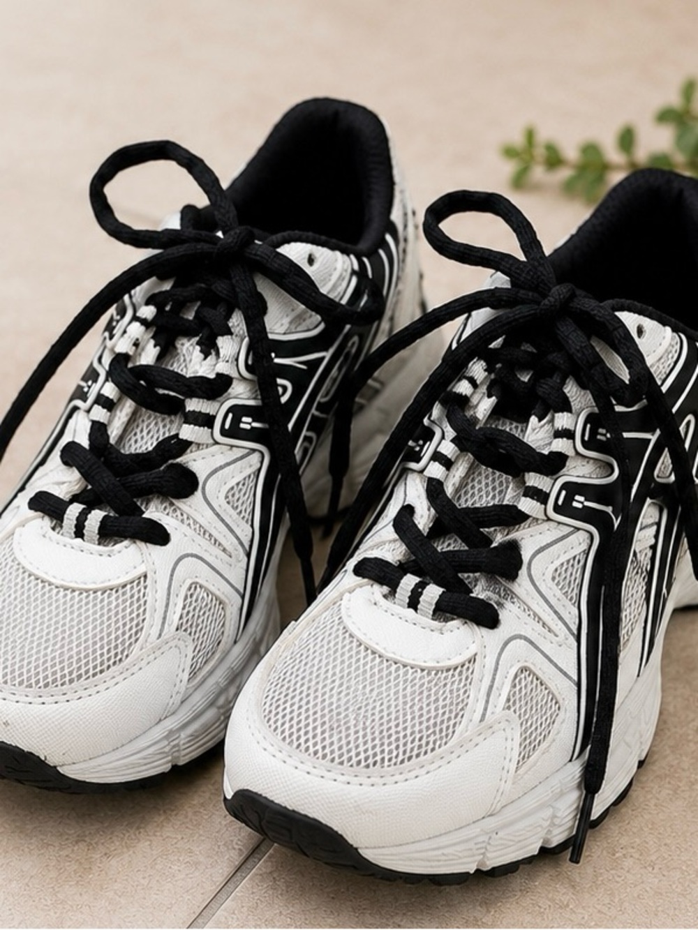 Bashili White & Black Athletic Sneakers – Comfortable & Stylish